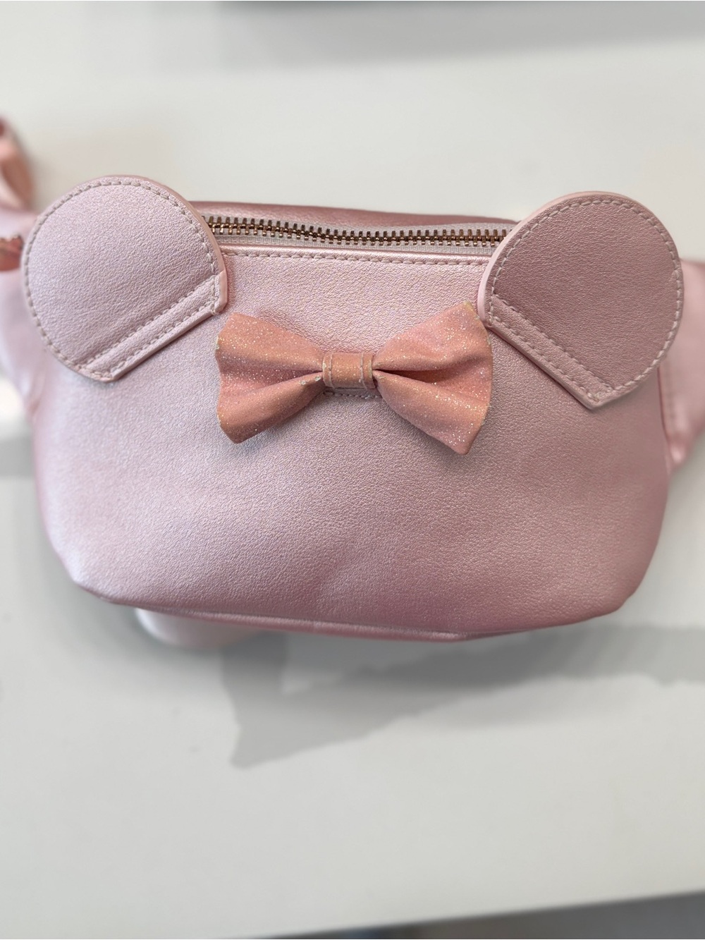 Disney Loungefly Minnie Mouse Pink Shimmer Belt Bag / Fanny Pack